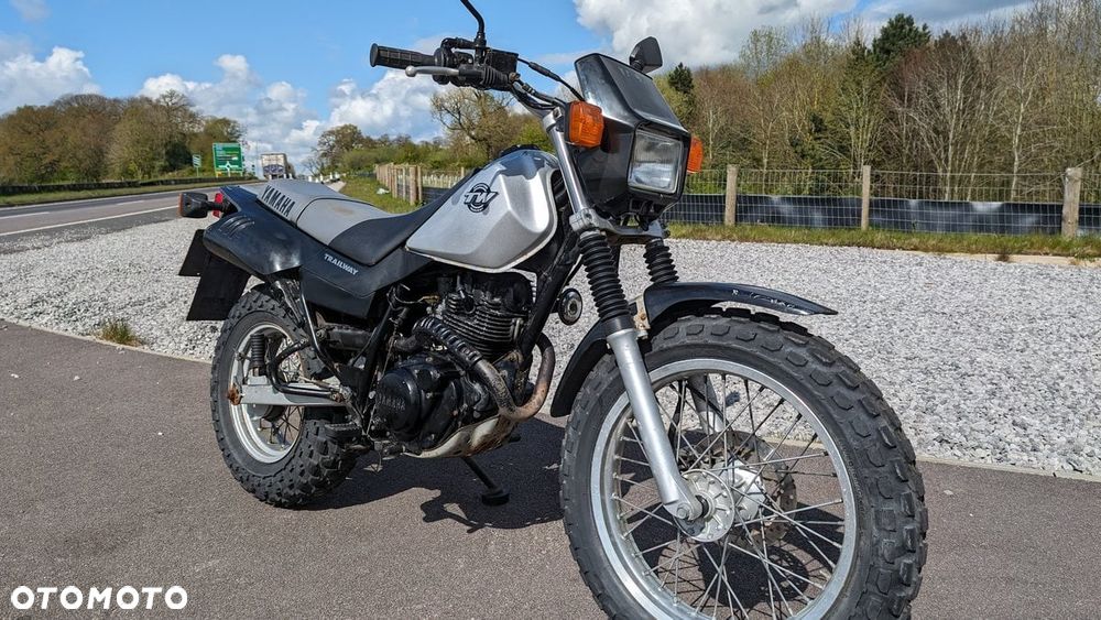 YAMAHA TW 125 owiewka osłona boczek zbiornik silnik zawieszenie set podnóżek swap siedzenie chłodnica regulator moduł przełącznik przekaźnik licznik wiązka tłumiki arrow - 1