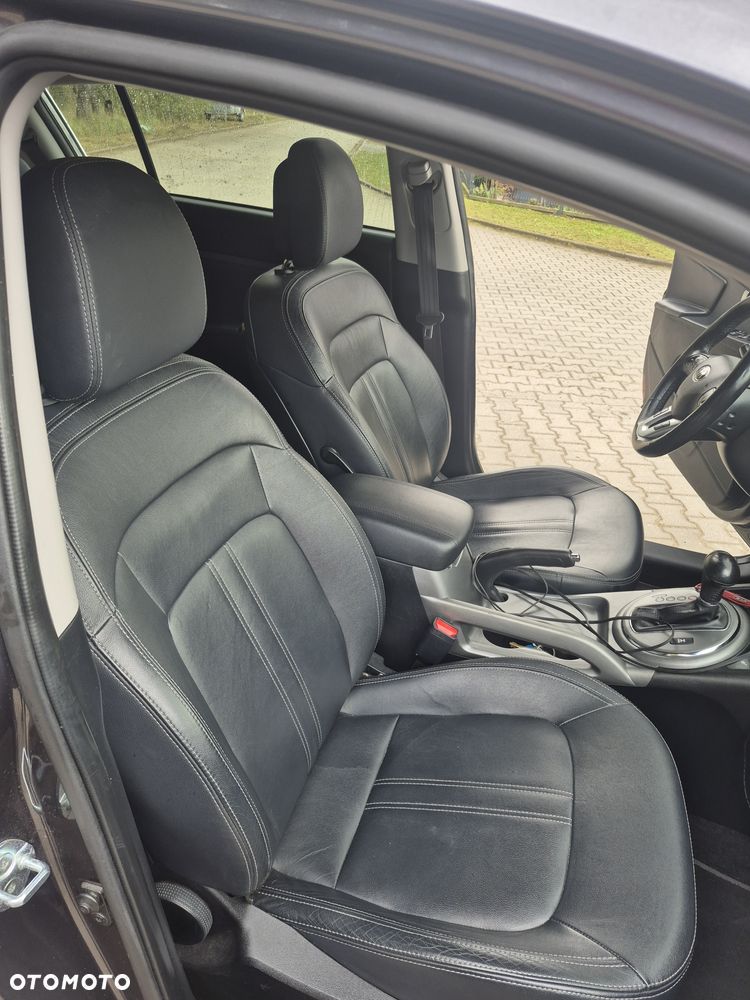 Kia Sportage - 16