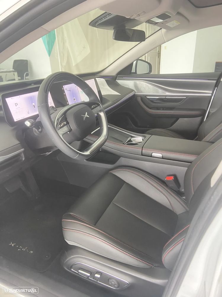 Xpeng P7i 86.2 kWh Long Range - 11