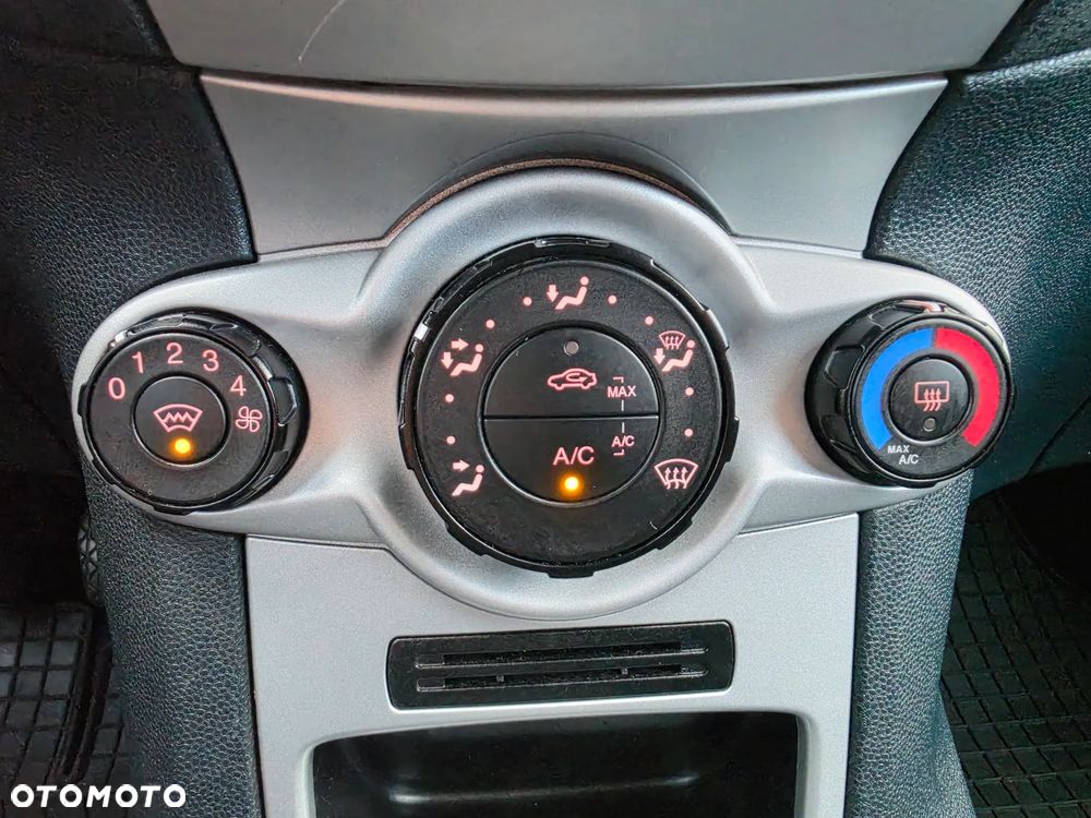 Ford Fiesta 1.25 Trend SVP - 11
