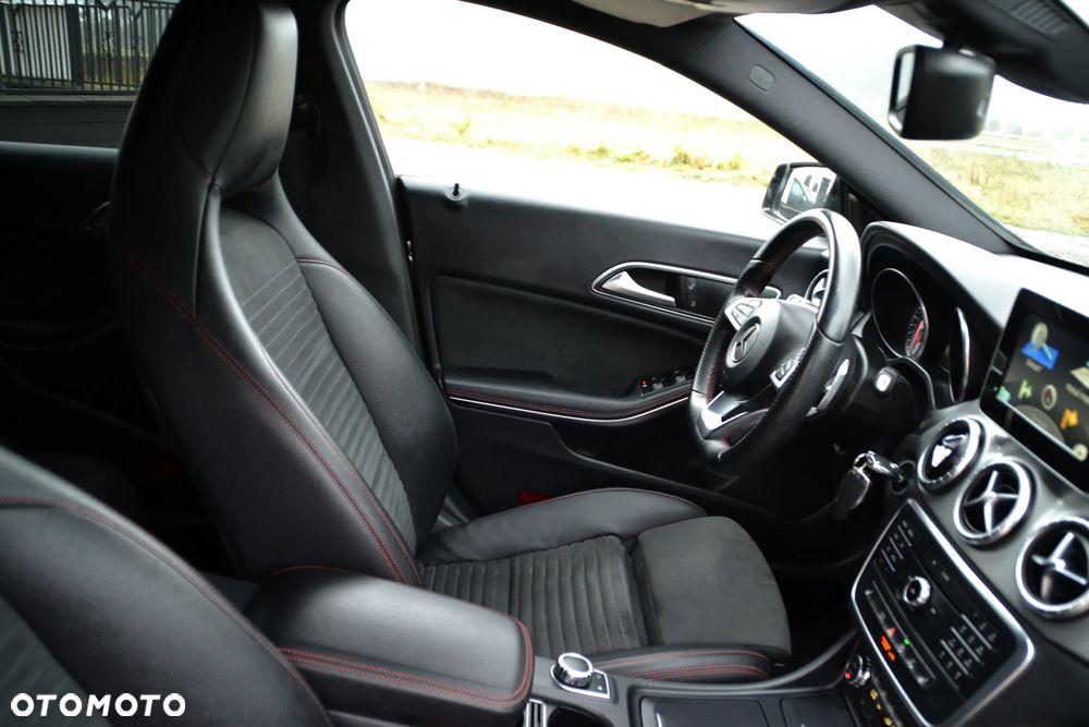 Mercedes-Benz CLA 180 d 7G-DCT AMG Line - 34
