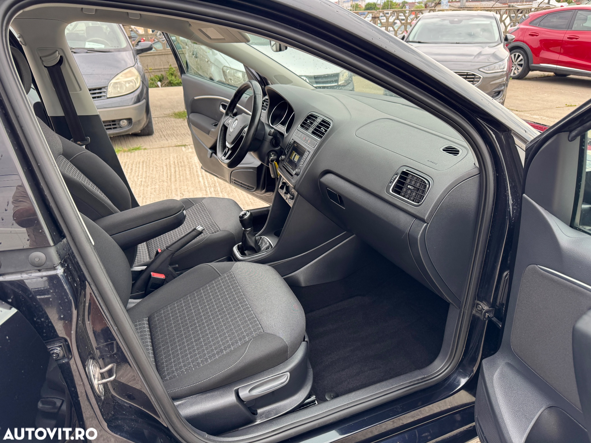 Volkswagen Polo - 19