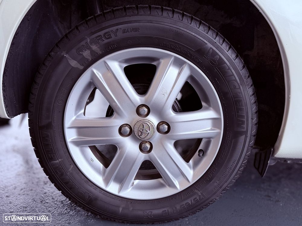 Toyota iQ 1.0 N collection - 16