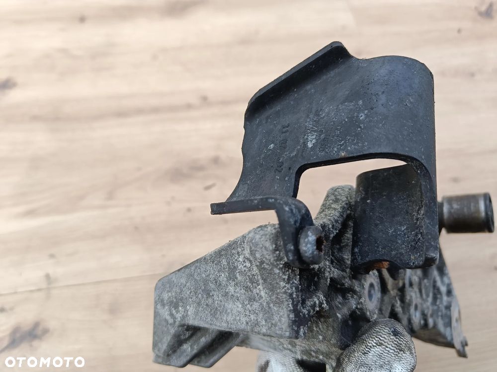 AUDI CAR CARA 3.0 TDI UCHWYT ŁAPA WSPORNIK POMPY WTRYSKOWEJ 059130147N - 8