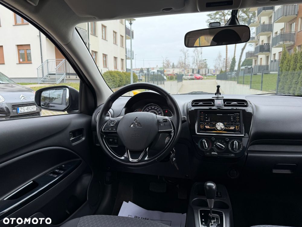 Mitsubishi Space Star 1.2 Intense CVT - 16