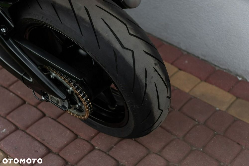 Yamaha FZ - 10