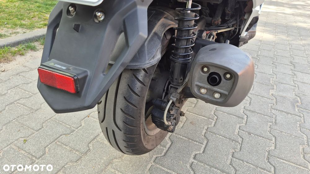 Kymco X-Town - 3