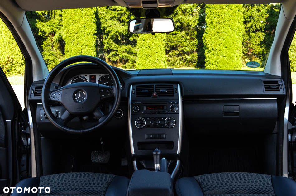 Mercedes-Benz Klasa B - 38