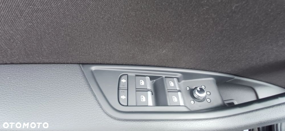 Audi A4 Avant 2.0 TDI Sport - 27