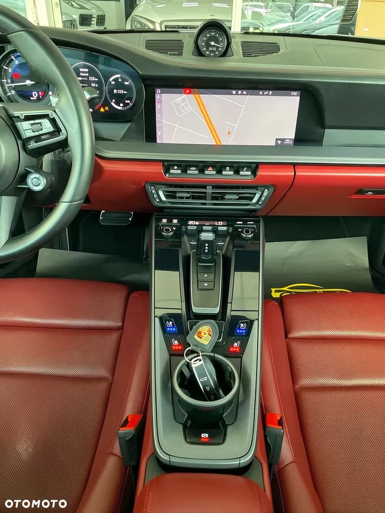 Porsche 911 Carrera S PDK - 9