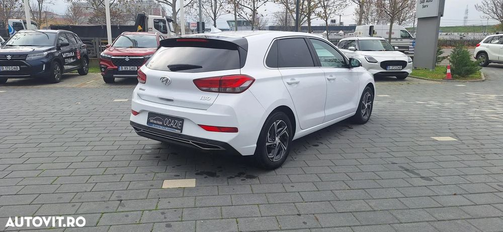 Hyundai i30 1.5 110CP 5DR M/T Highway - 6