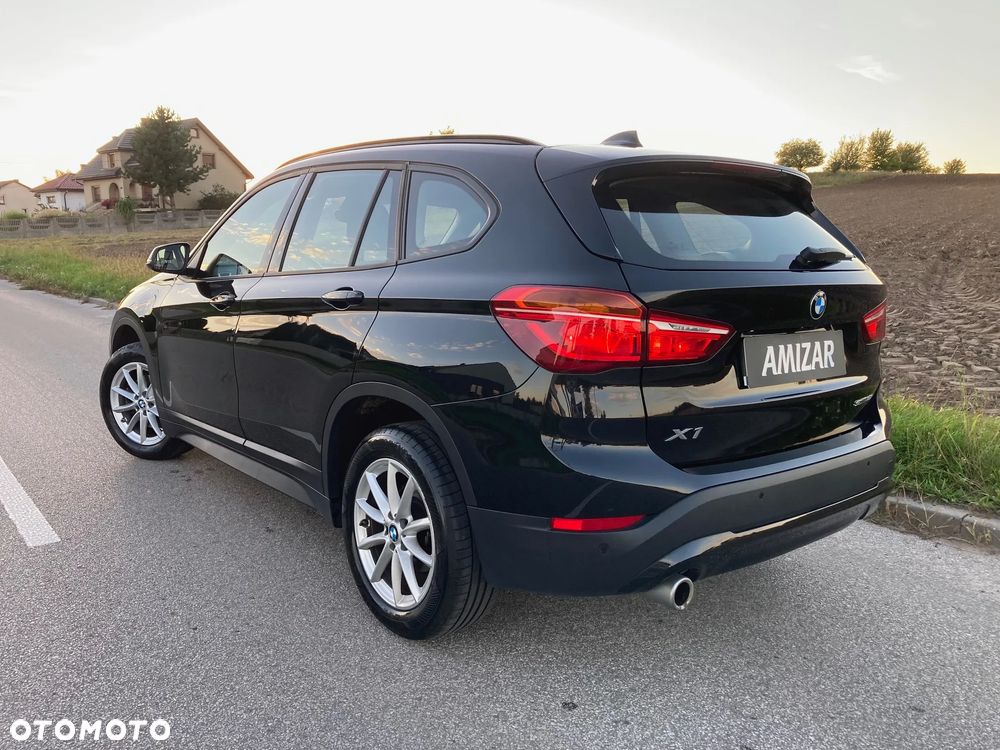 BMW X1 sDrive18i Advantage - 12