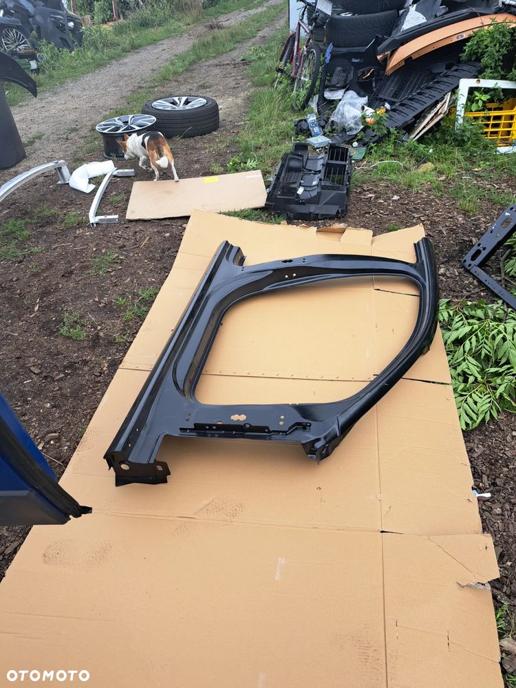 Prawy Próg Słupek A B Audi A4 A-4 S4 S-4 B8 Avant 8K9810100 8K9803088 Próg prawy Słupek A B Audi A4 A-4 S-4 S4 B8 Kombi - 4