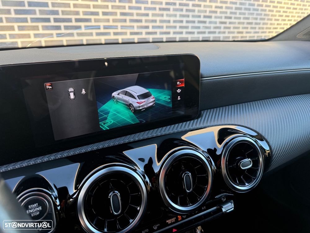 Mercedes-Benz CLA 180 d Shooting Brake Progressive - 18