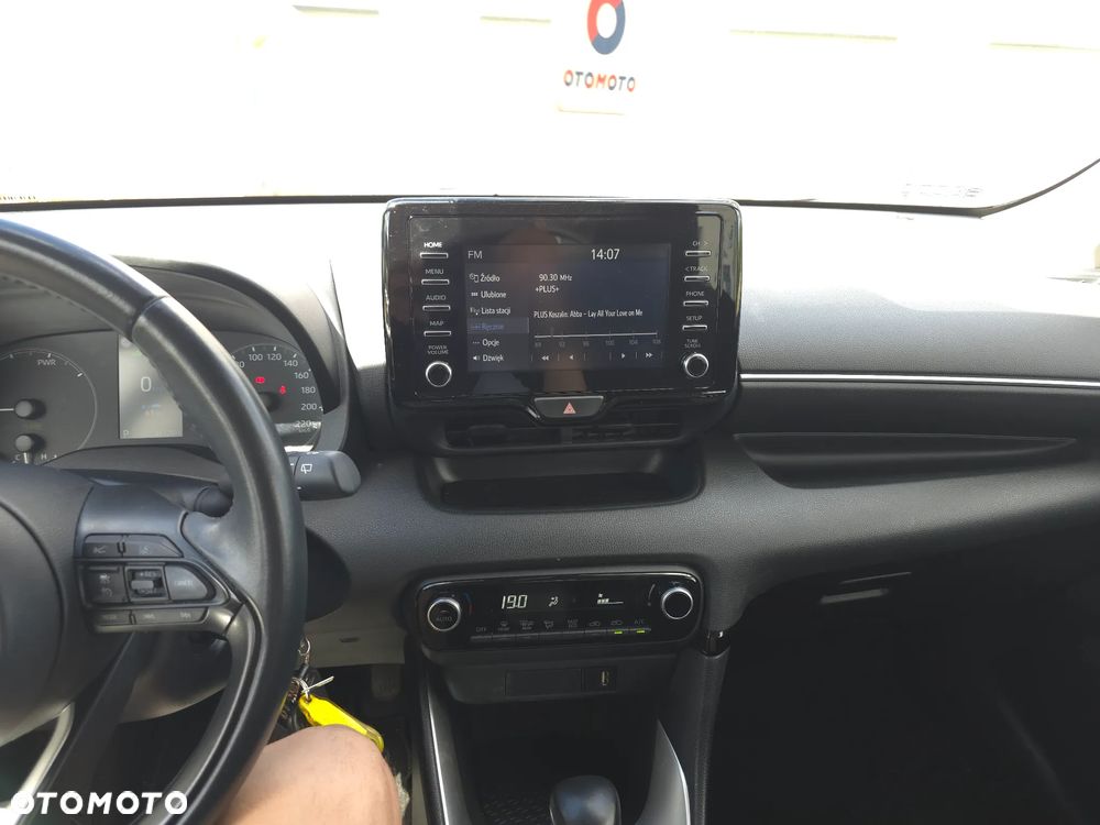 Toyota Yaris - 23