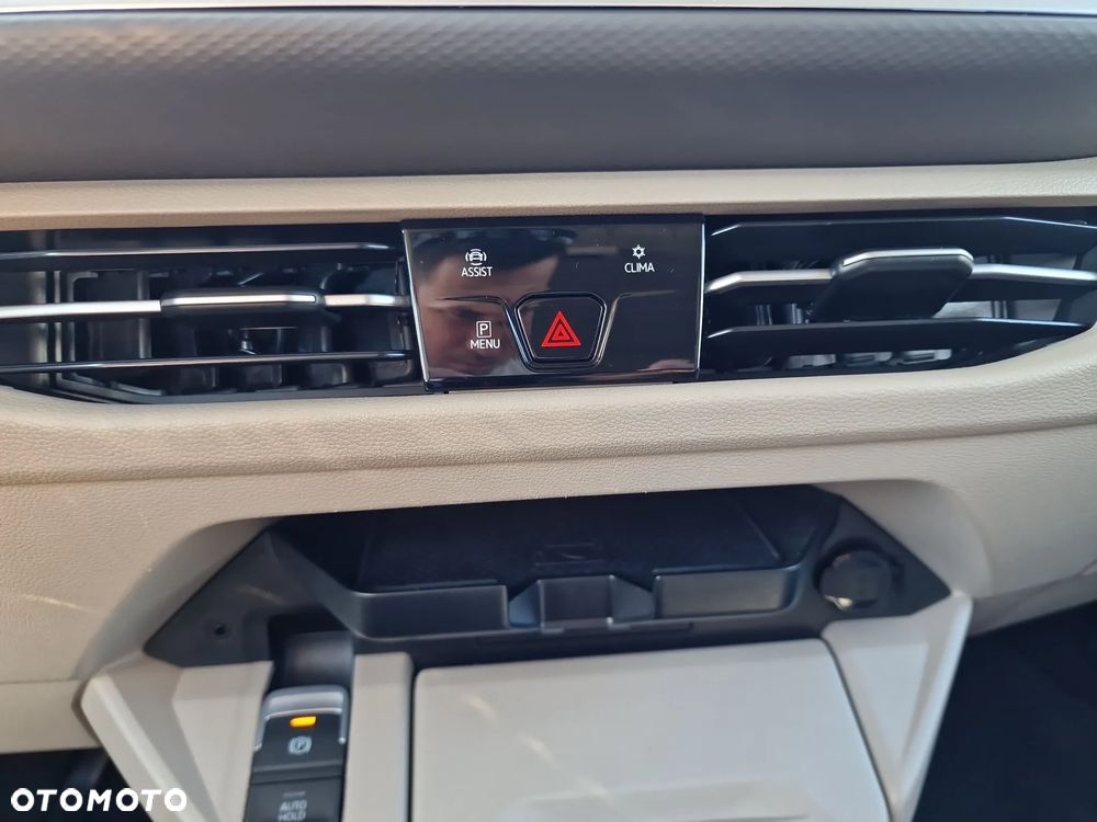 Volkswagen Multivan 2.0 TSI L2 DSG - 36