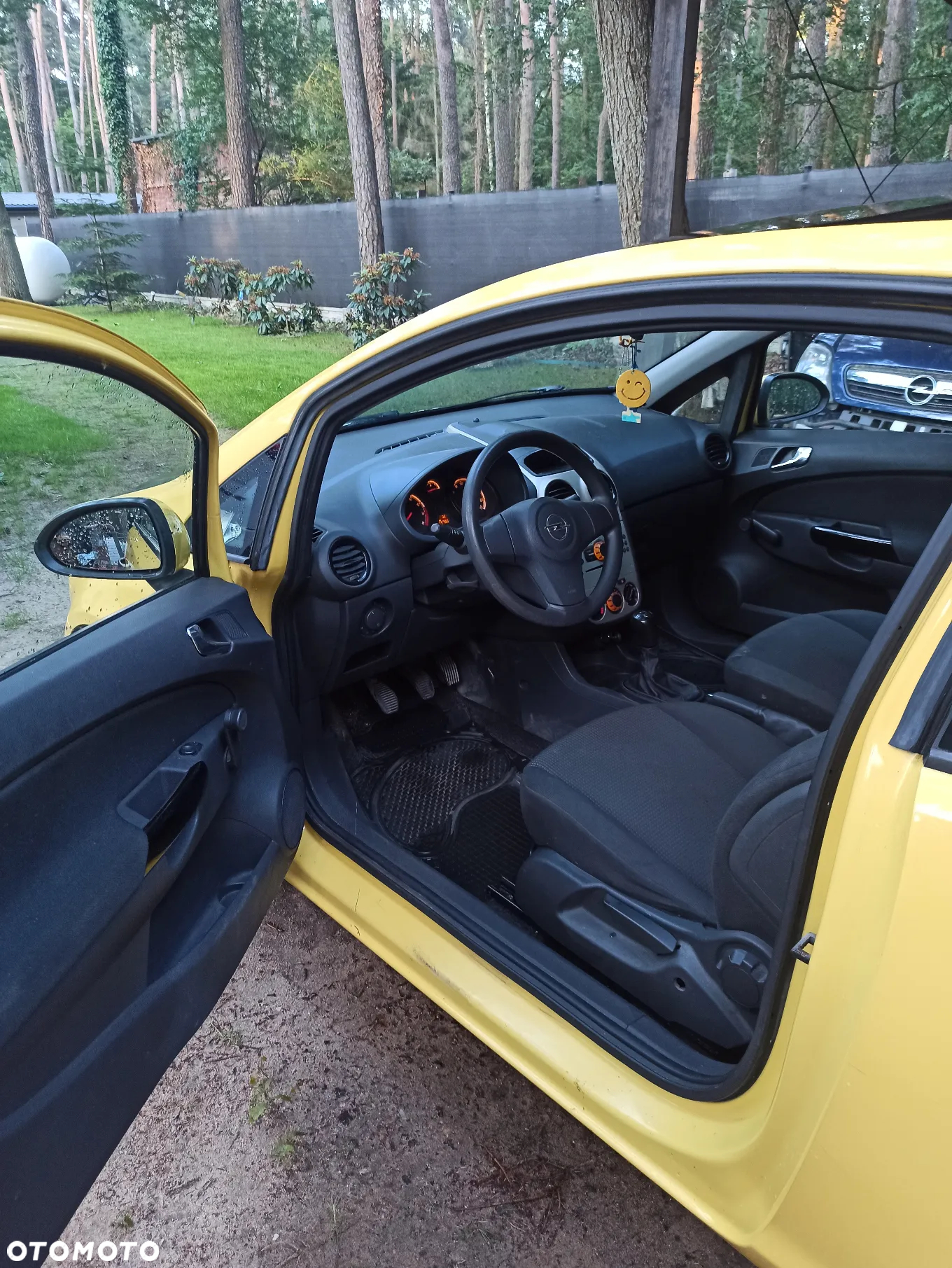 Opel Corsa 1.0 12V - 12