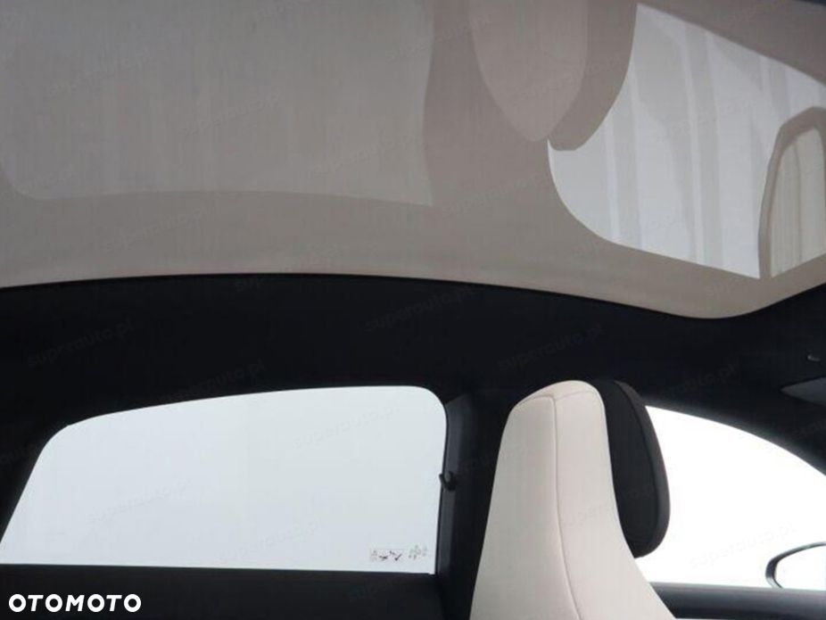 Mercedes-Benz CLA 200 mHEV 4-Matic 8G-DCT - 17