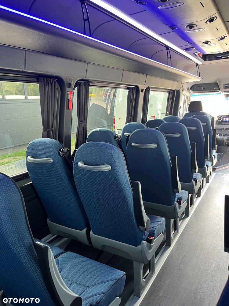 Mercedes-Benz Sprinter 517 - 14