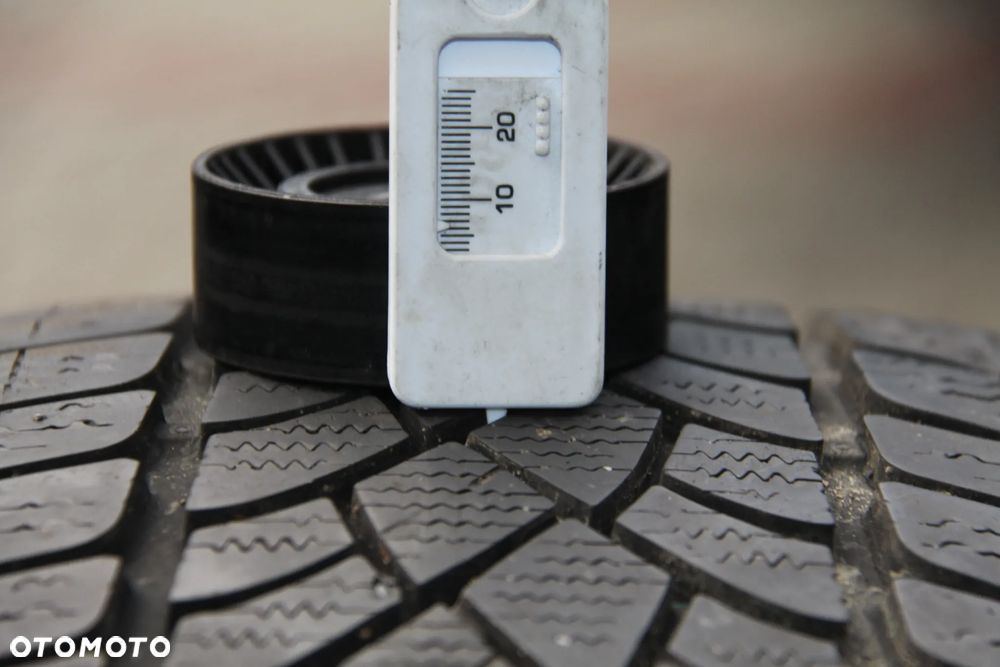 Opony Dunlop SP WINTER SPORT 3D 215/40 R17 - 5