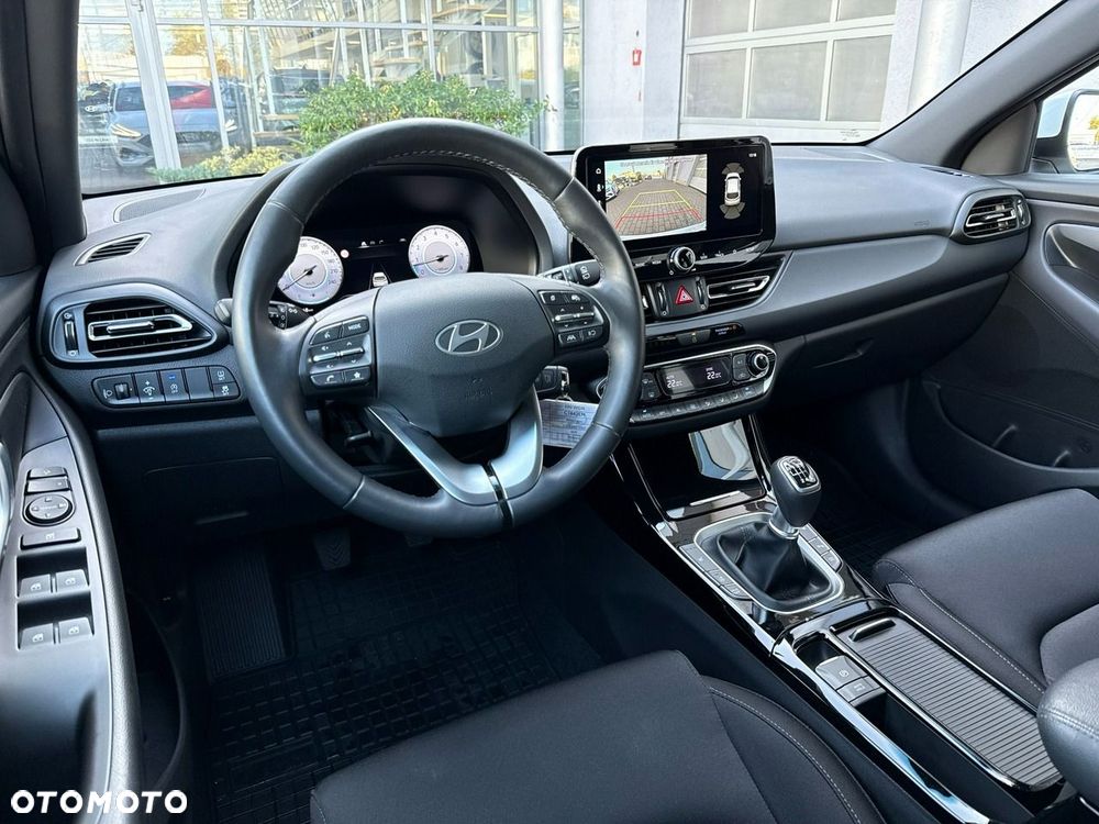 Hyundai i30 1.5 T-GDI 48V Smart - 11