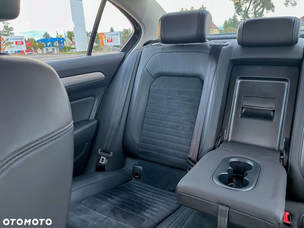 Volkswagen Passat 2.0 TDI BMT Comfortline - 27