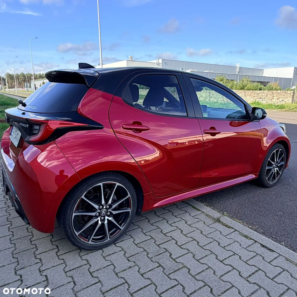 Toyota Yaris 1.5 VVT-i GR SPORT - 18