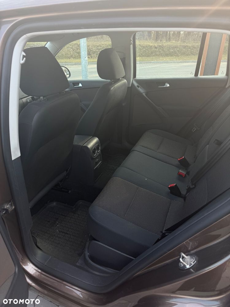 Volkswagen Tiguan 1.4 TSI Perfectline - 11