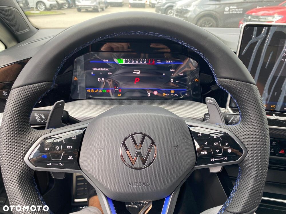 Volkswagen Golf - 12
