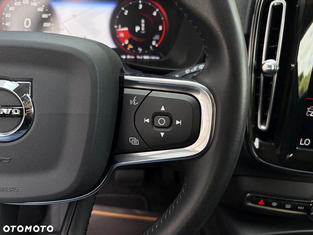 Volvo XC 40 D3 SCR Inscription - 24