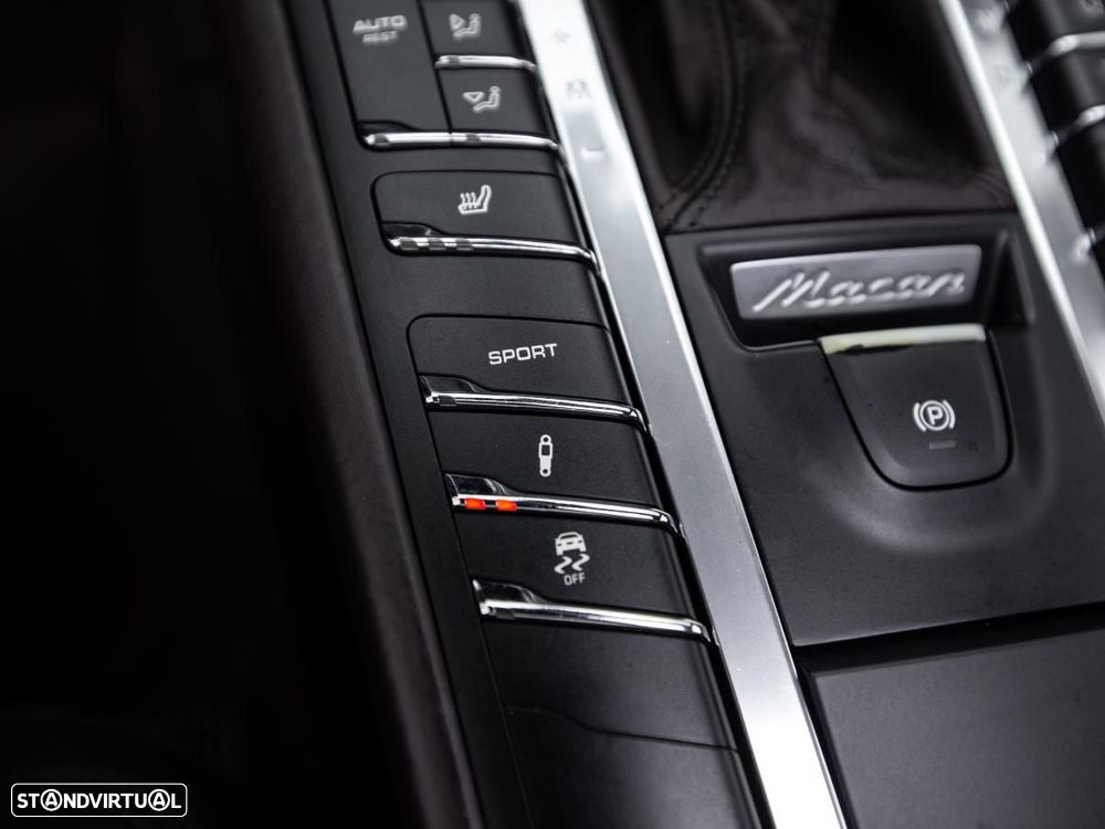 Porsche Macan S - 29