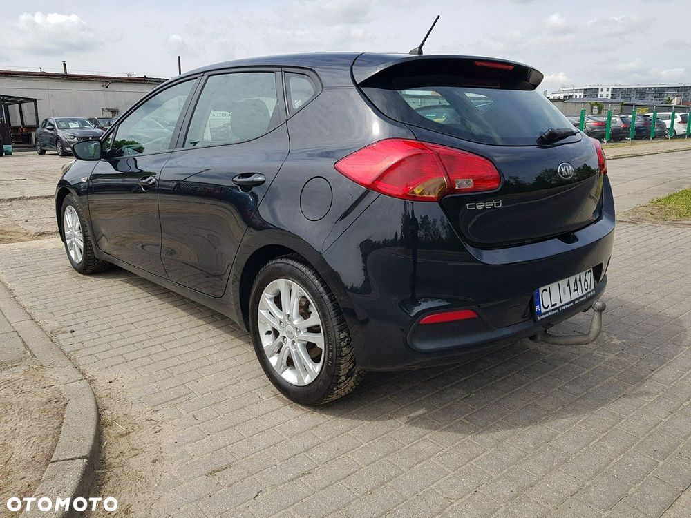 Kia Ceed - 7