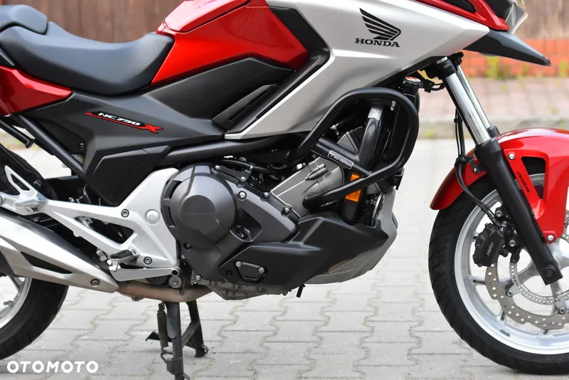 Honda NC - 9
