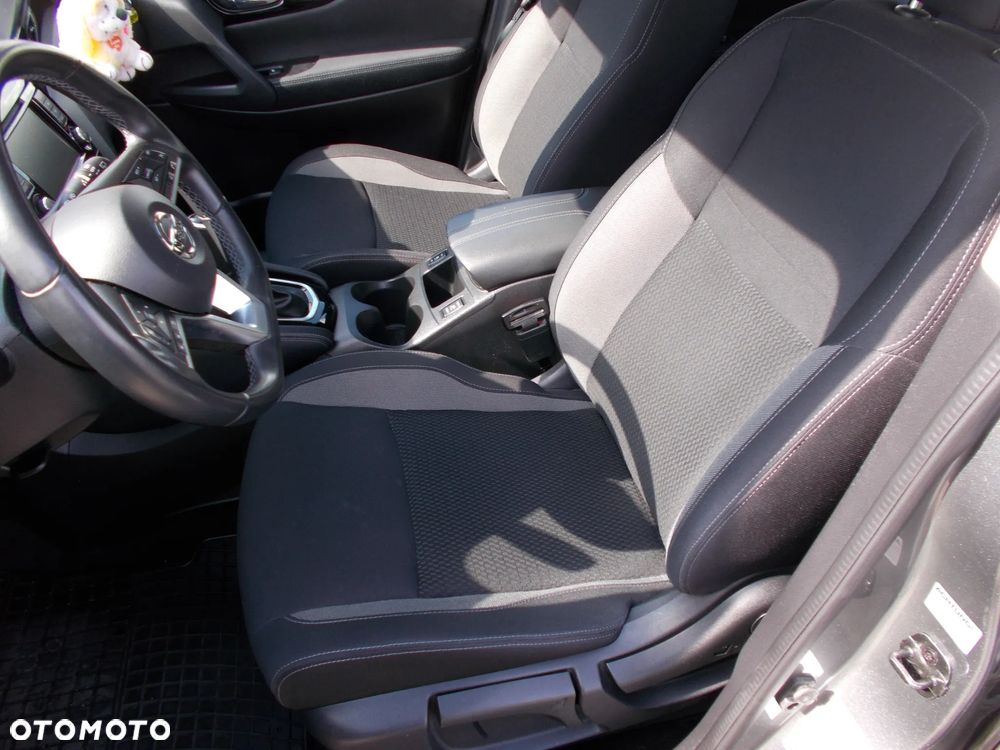 Nissan Qashqai - 10
