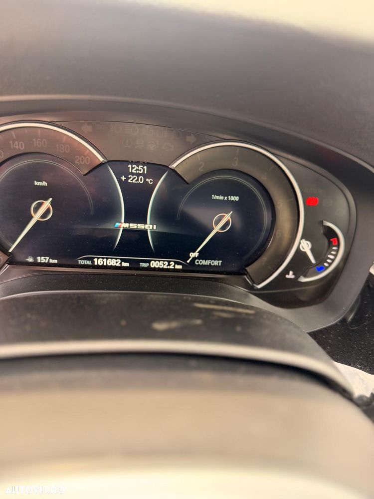 BMW Seria 5 550i xDrive AT - 16