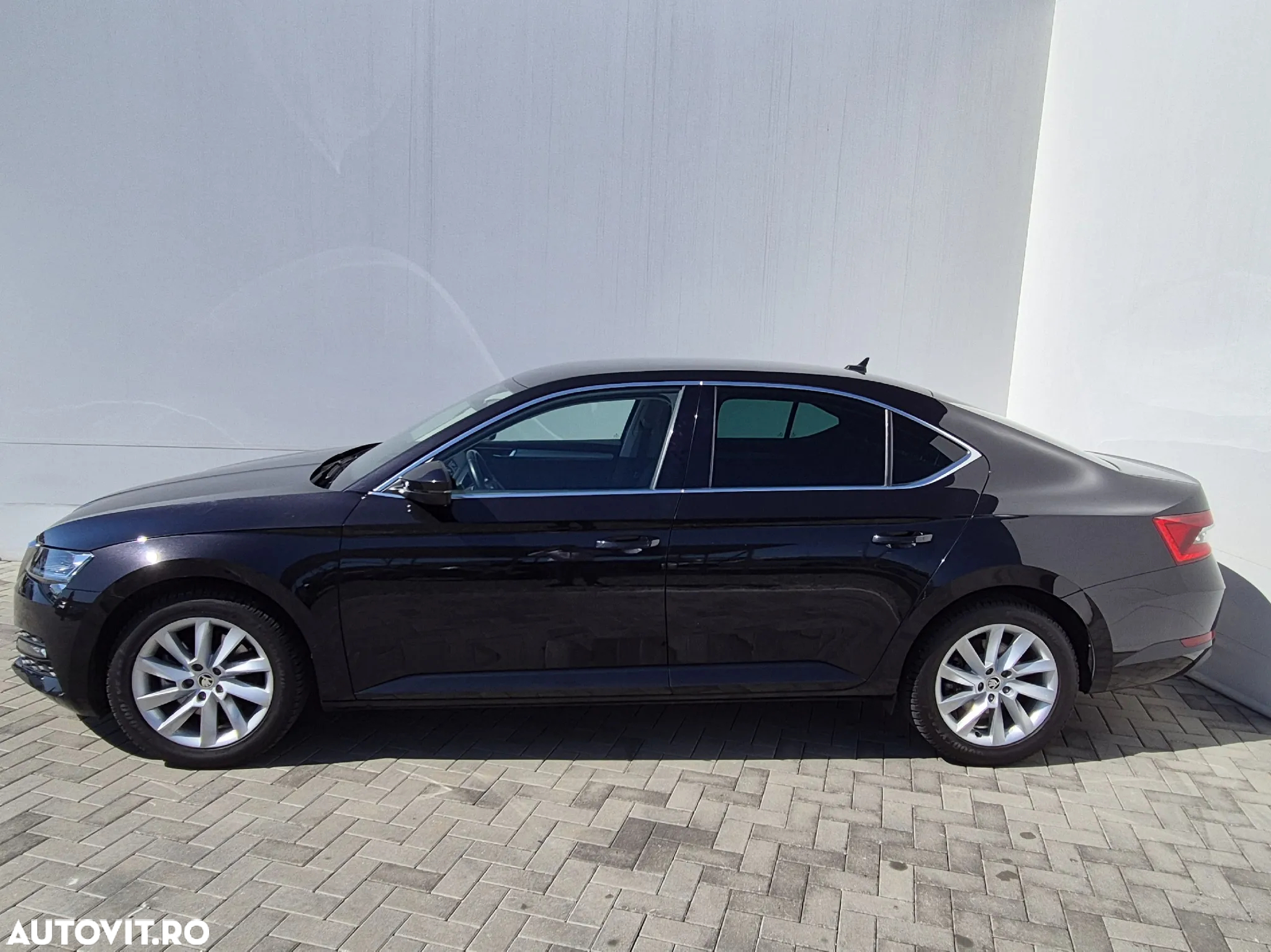 Skoda Superb 1.5 TSI DSG Ambition - 2