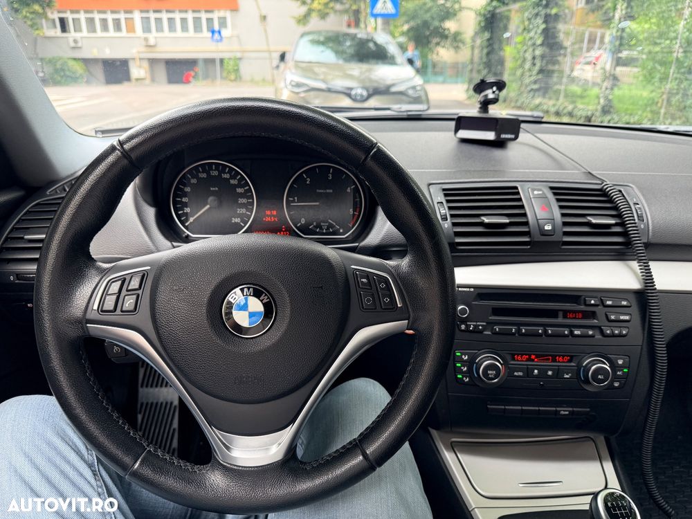 BMW Seria 1 118d Edition Sport - 8