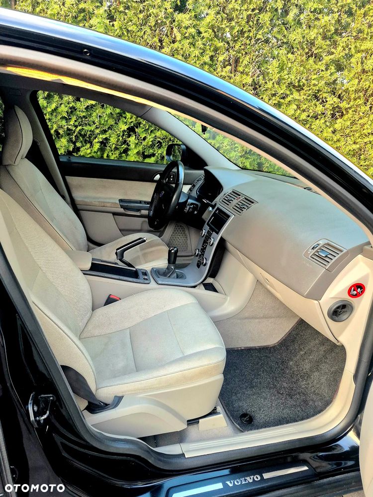 Volvo V50 - 6