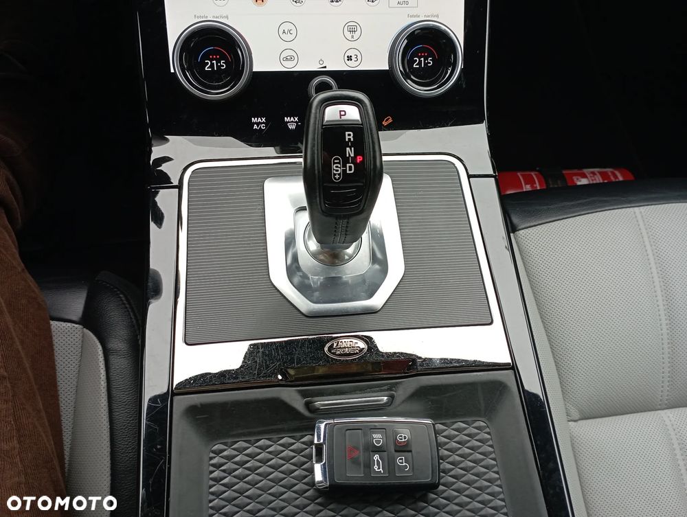 Land Rover Range Rover Evoque 2.0 P200 mHEV R-Dynamic - 22