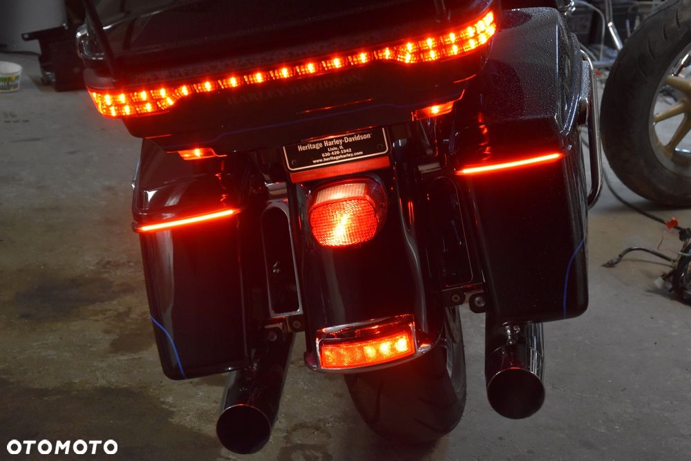 Harley-Davidson Electra - 12