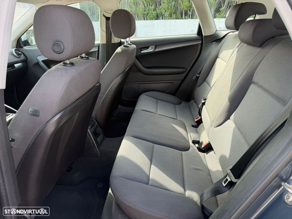 Audi A3 Sportback 1.9 TDi Sport - 8