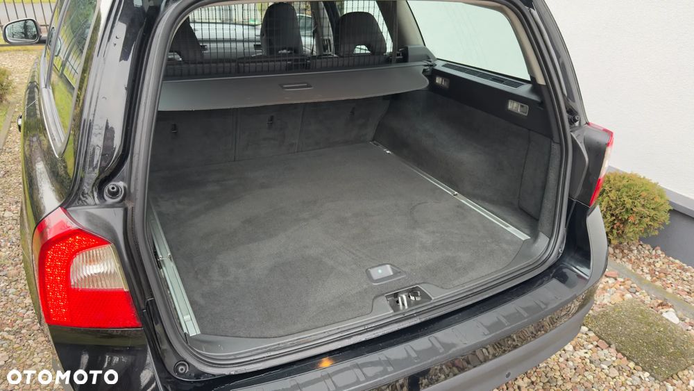 Volvo V70 2.0D Kinetic - 11