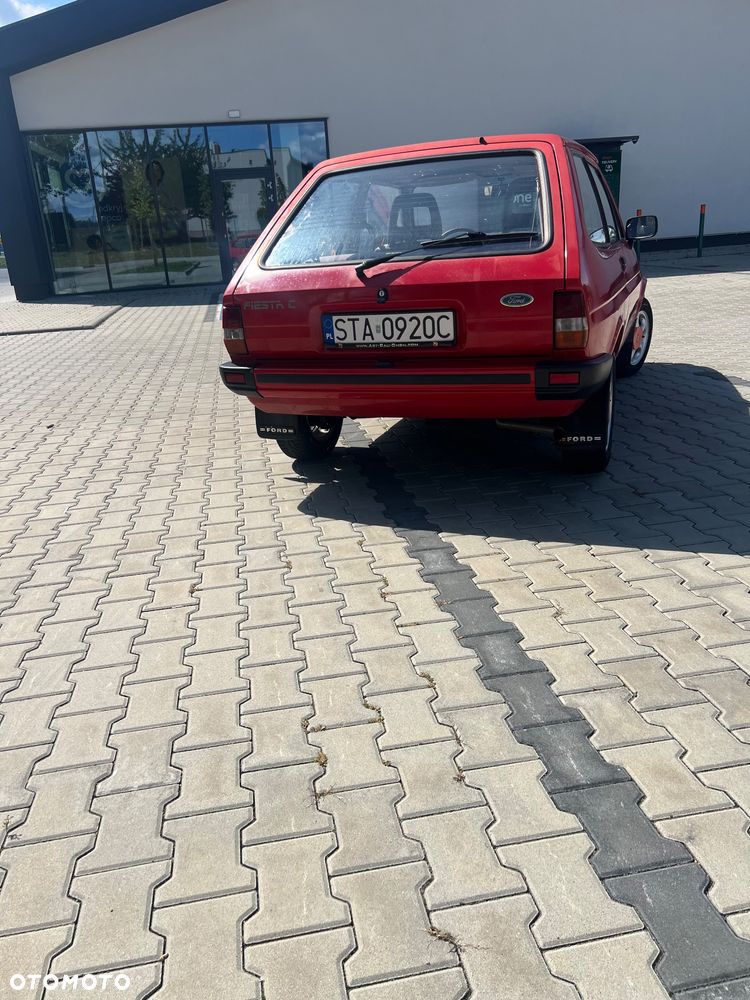 Ford Fiesta - 9