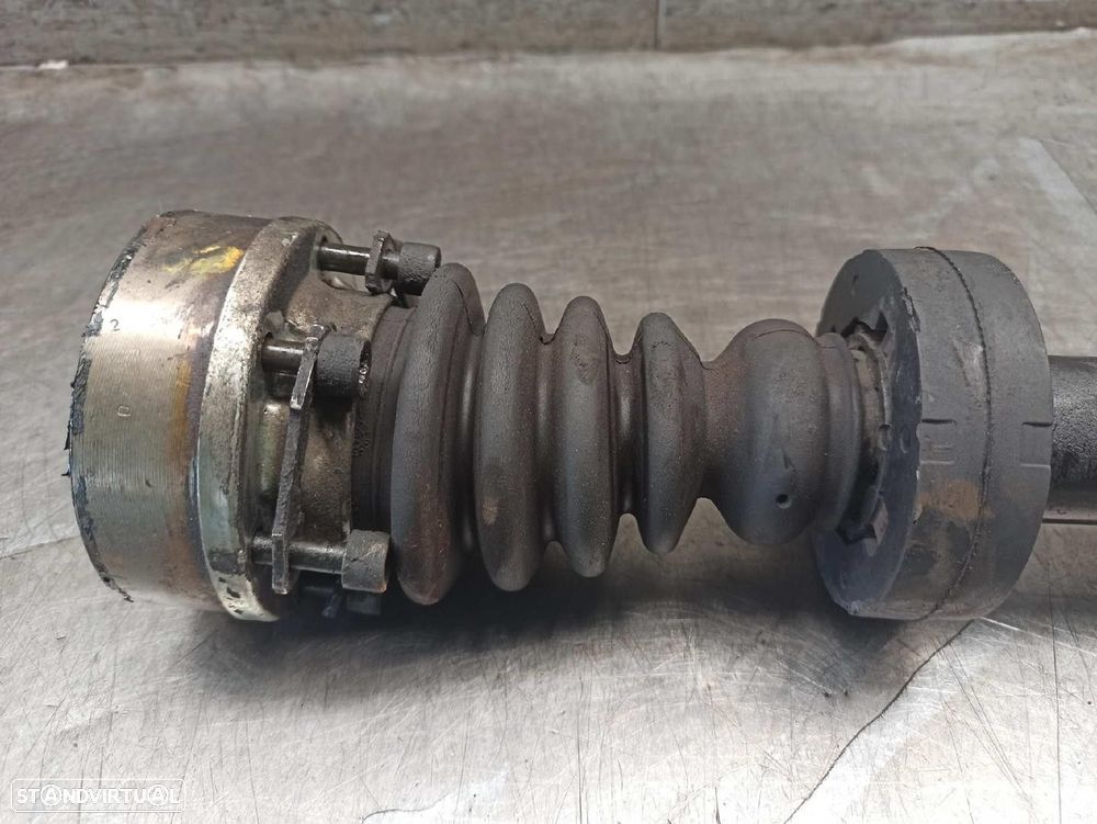 TRANSMISSÃO FRONTAL DIREITA VOLKSWAGEN GOLF III 1997 - 4