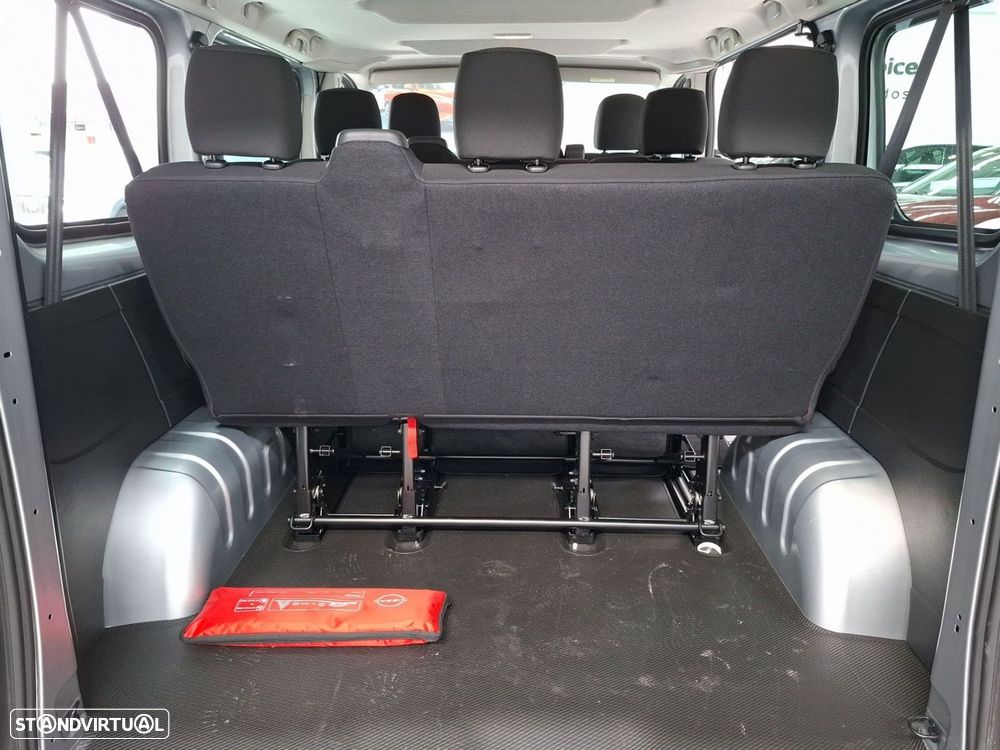 Nissan Primastar 2.0 dCi L1 Acenta — fotografia 17