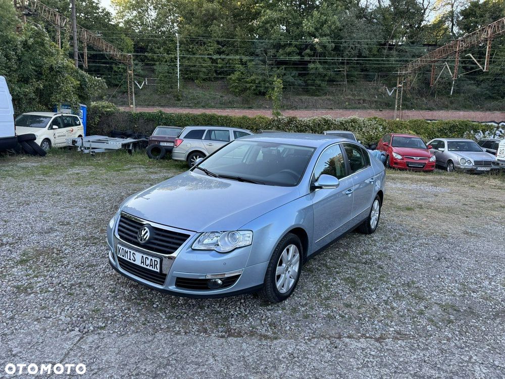 Volkswagen Passat - 36