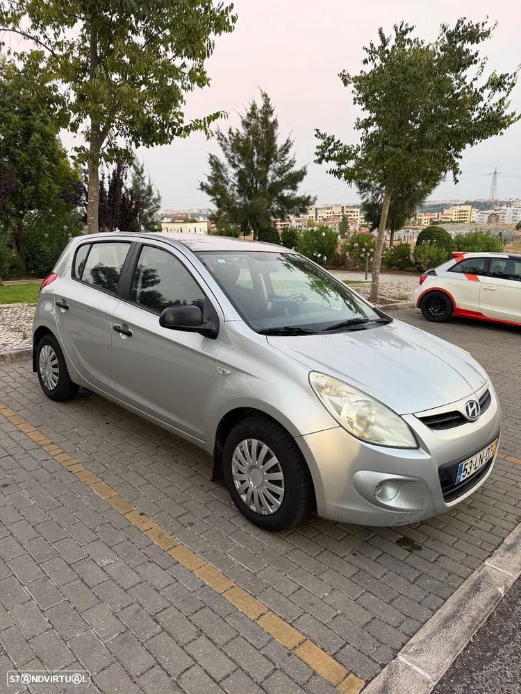 Hyundai i20 1.2 Classic ESP - 2