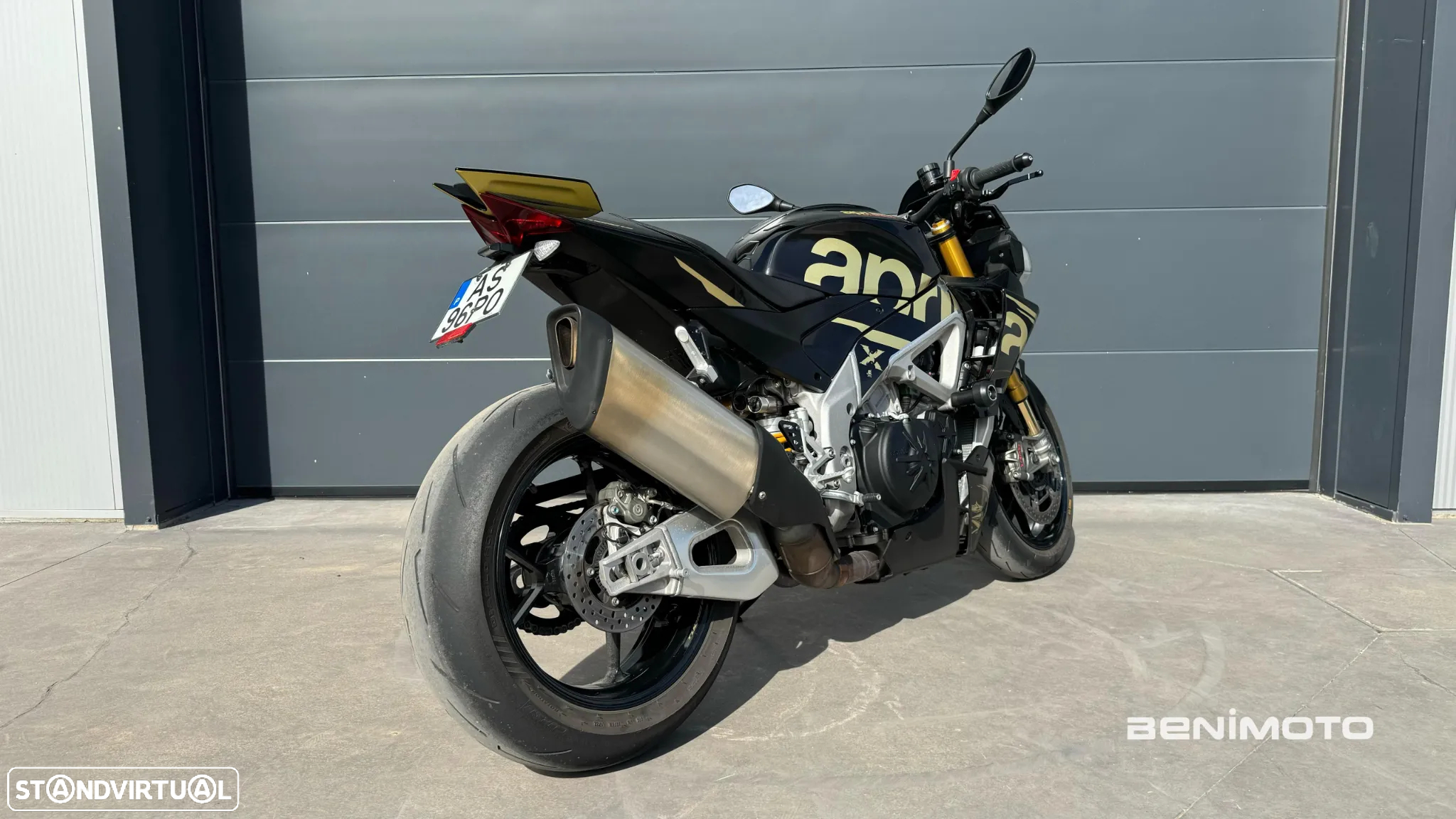 Aprilia Tuono V4 1100 - 8