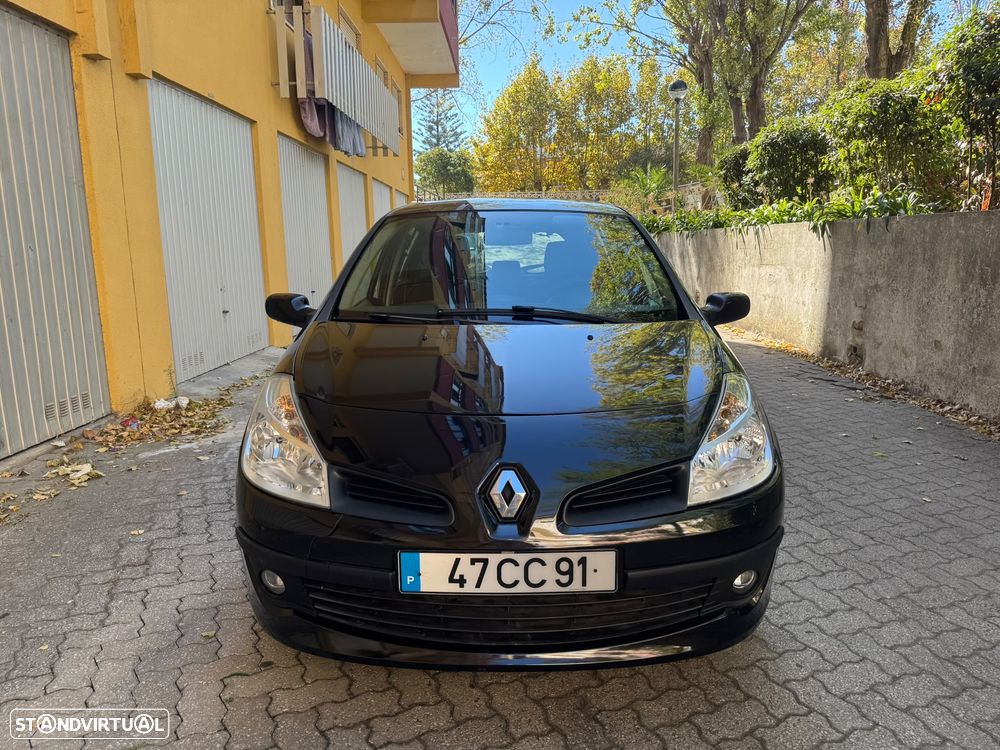 Renault Clio 1.5 dCi Confort - 2