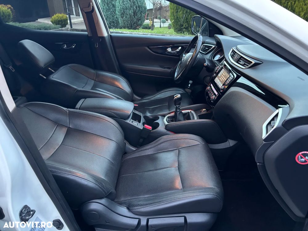 Nissan Qashqai 1.6 DCI TEKNA+ - 35